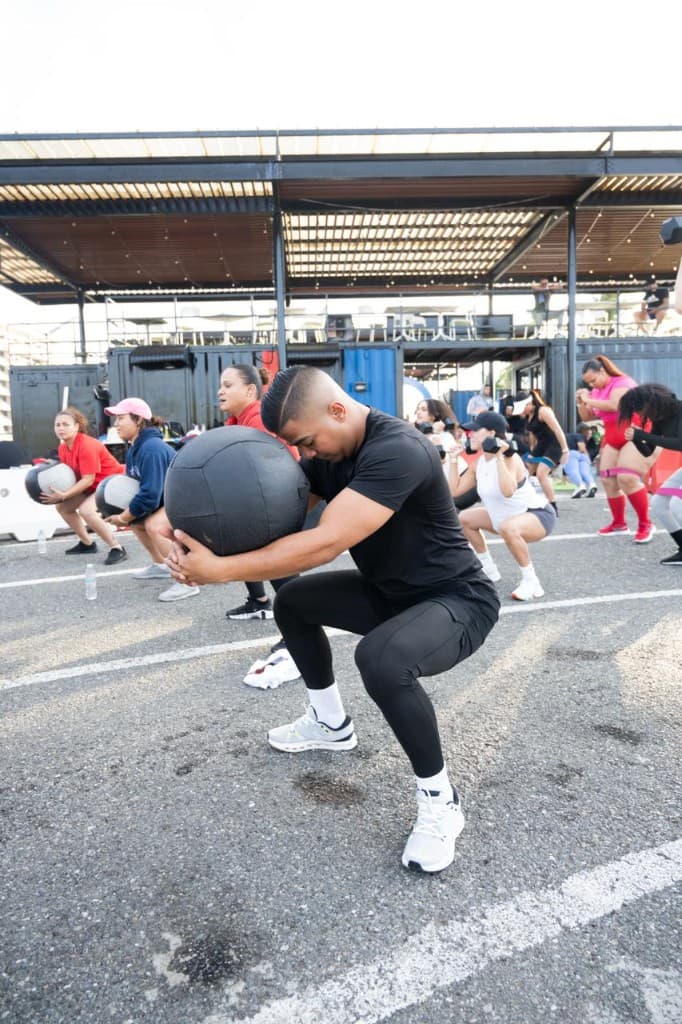 Entrenamiento con cuerdas de batalla en GreeFit